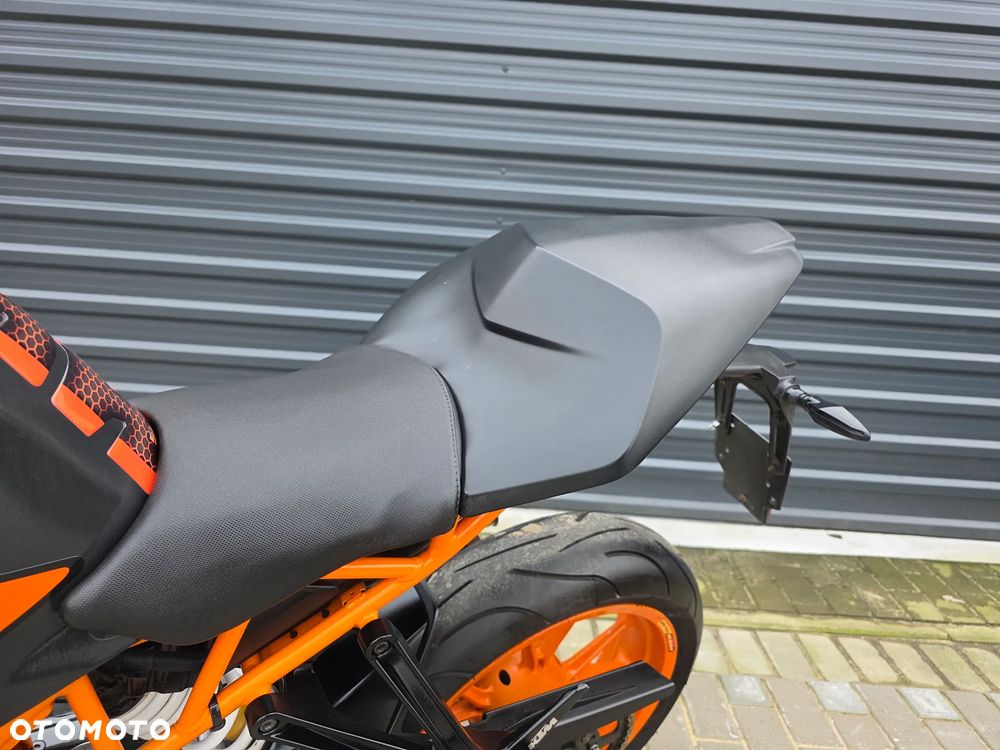 KTM RC 125 - 11