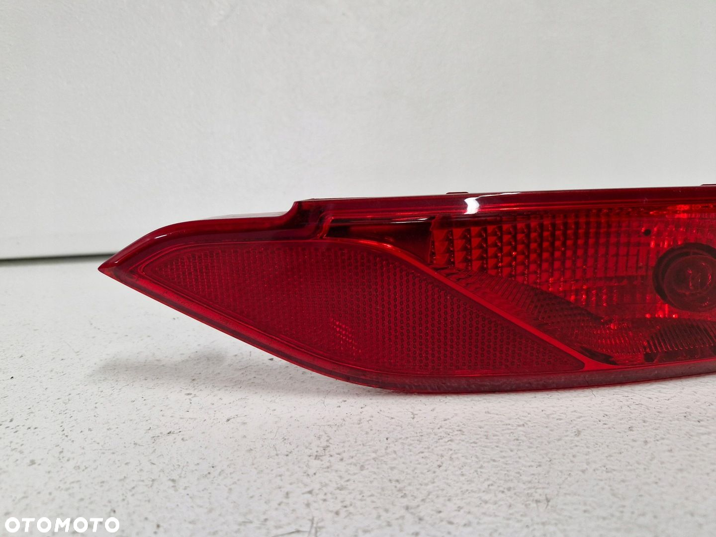 HYUNDAI TUCSON III 3 LAMPA W ZDERZAK PRAWY TYŁ PRZECIWMGIELNA 92406-D3100 - 3