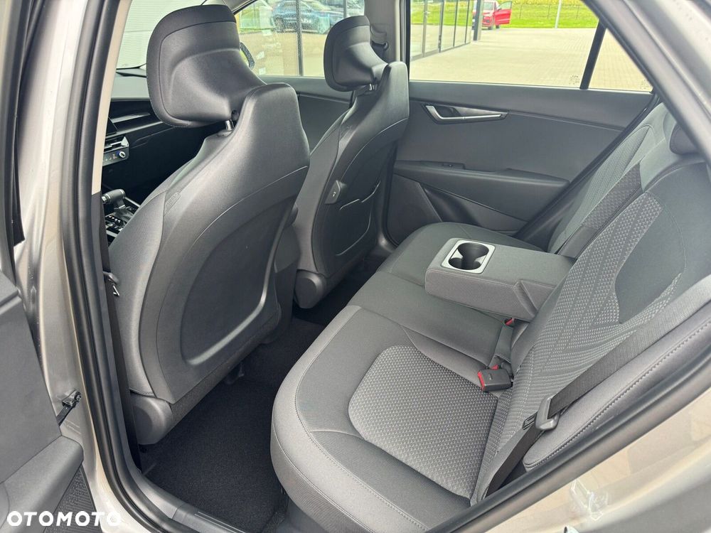 Kia Niro - 10