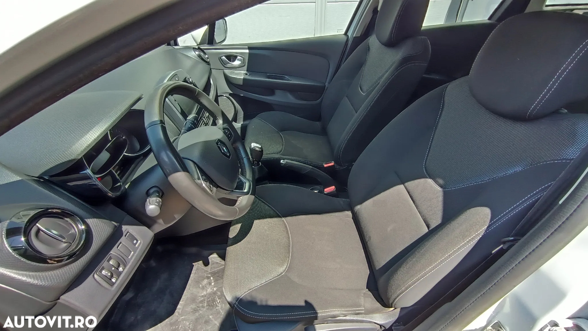 Renault Clio Estate Energy TCe Zen - 10