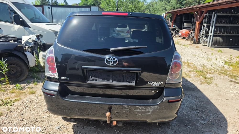Toyota Corolla Verso 2.2 D-CAT Sol - 27