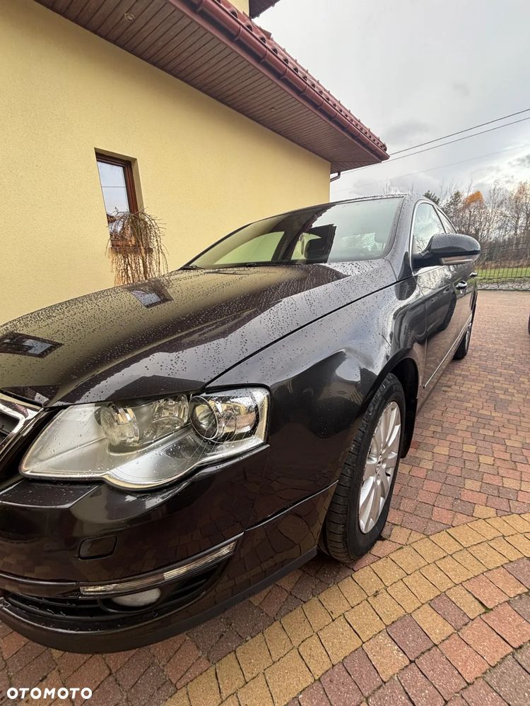 Volkswagen Passat 1.8 TSI Comfortline - 3