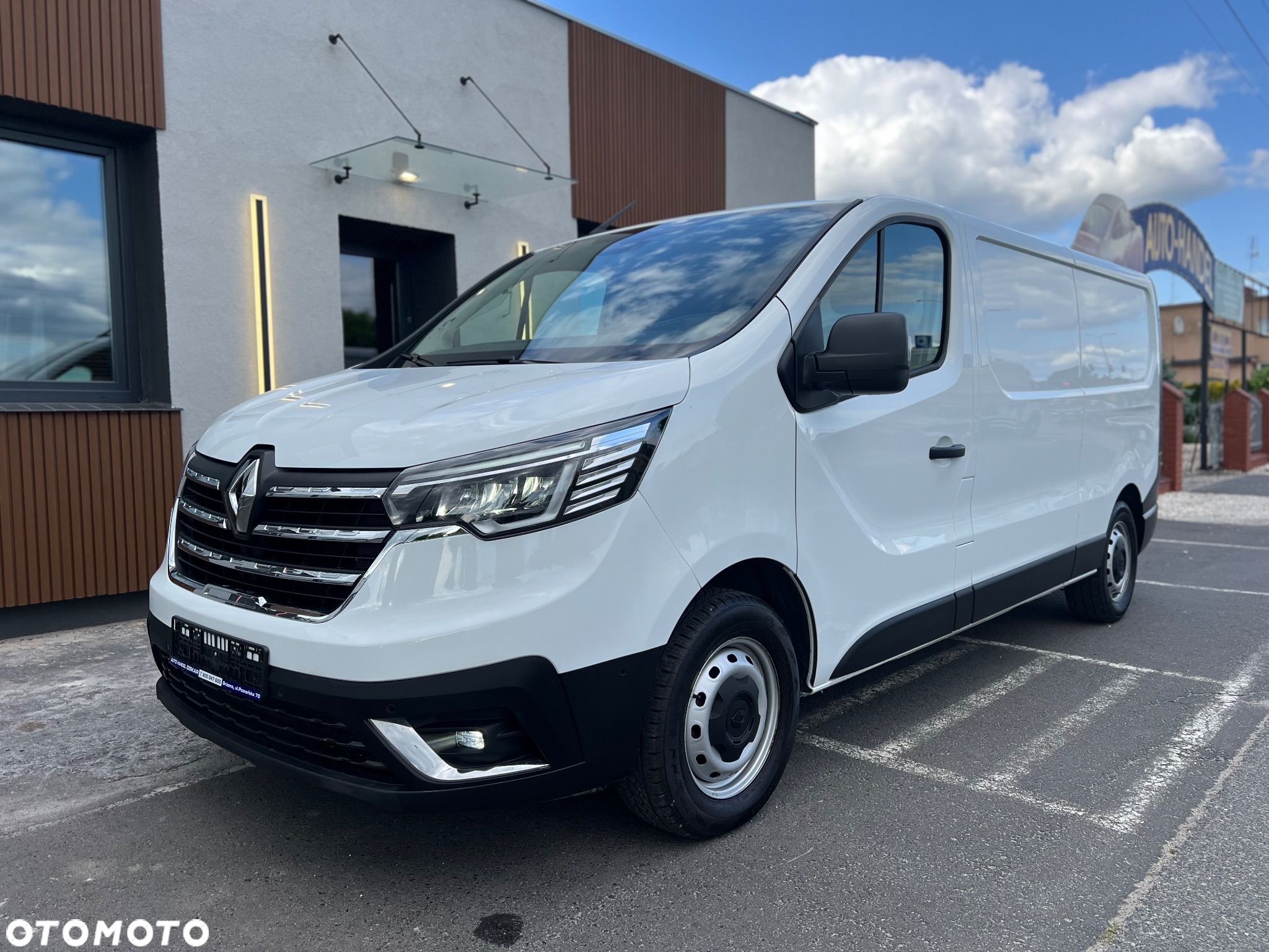 Renault Trafic L2H1 - 1