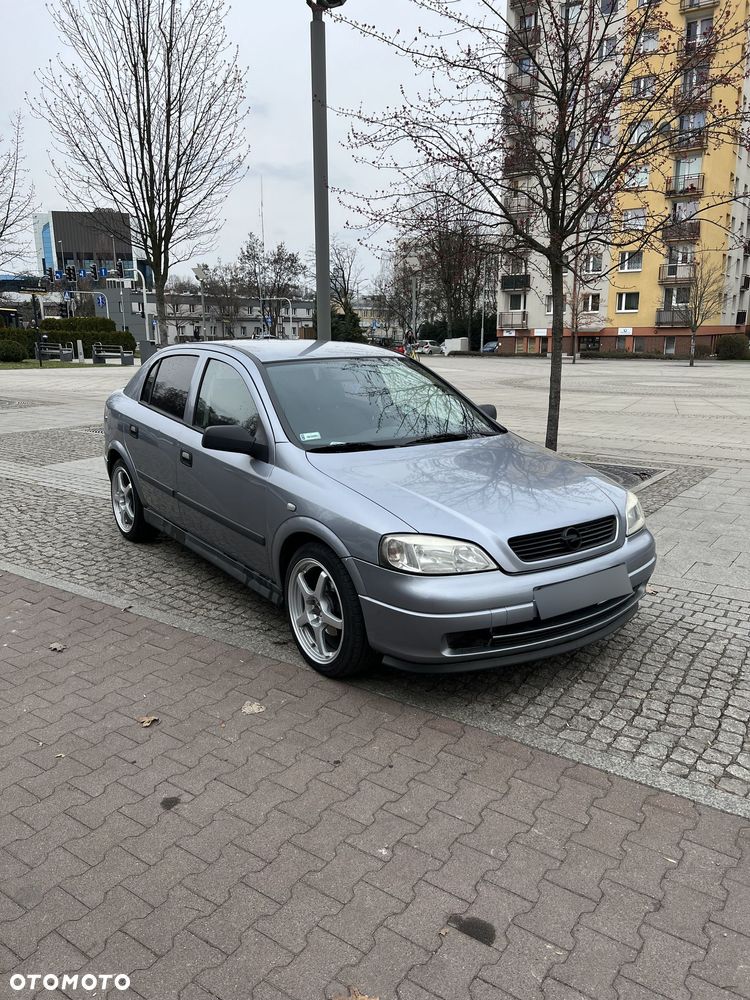 Opel Astra 1.6 Start - 14