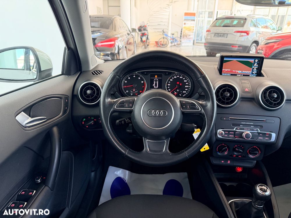 Audi A1 1.0 TFSI ultra design - 10