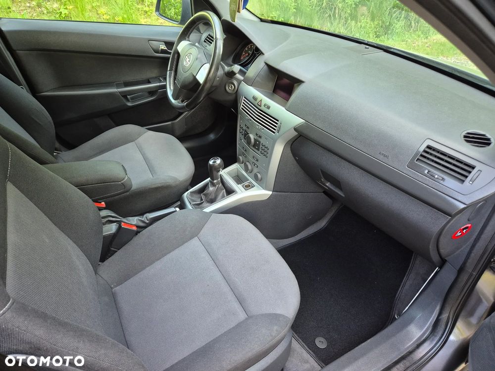 Opel Astra 1.6 Active - 30