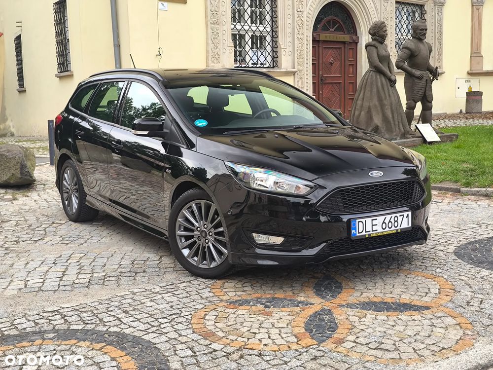 Ford Focus 1.0 EcoBoost ST-Line ASS - 1