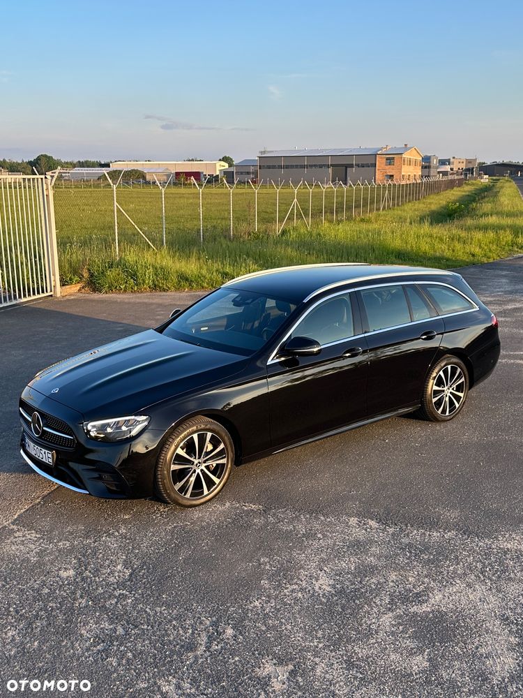 Mercedes-Benz Klasa E 300 9G-TRONIC AMG Line - 2