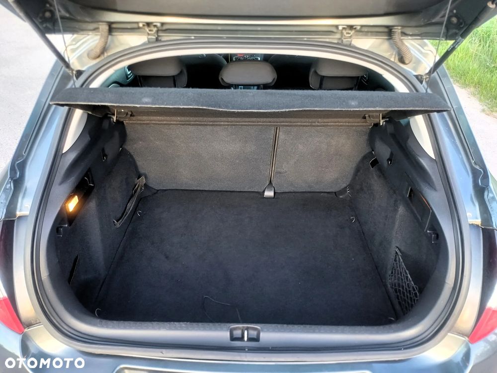 Citroën C4 VTi 120 Exclusive - 29