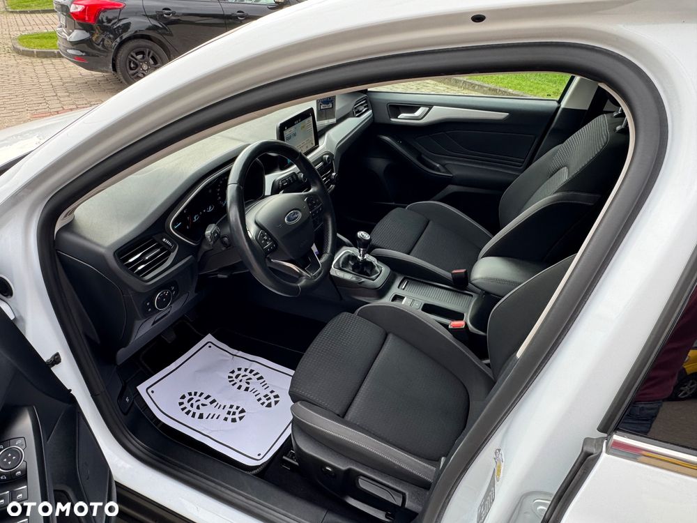 Ford Focus 1.0 EcoBoost Start-Stopp-System ACTIVE - 10