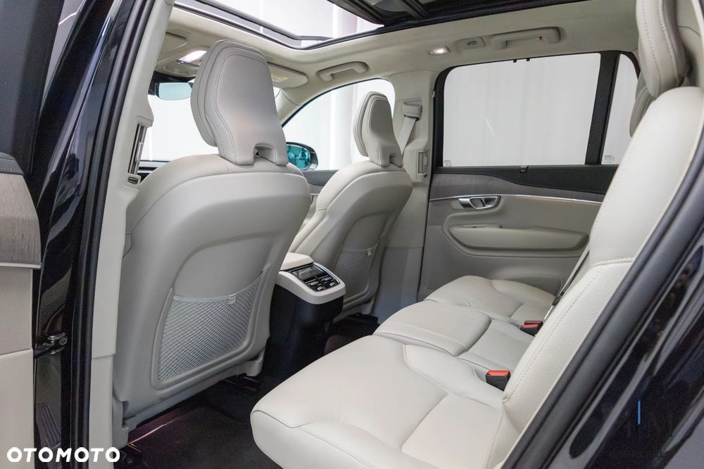 Volvo XC 90 B5 D AWD Ultimate Bright 7os - 35