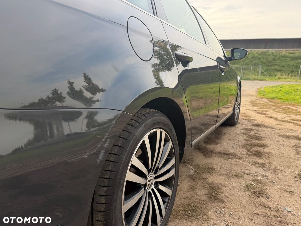 Volkswagen Passat 2.0 TDI Comfortline - 16