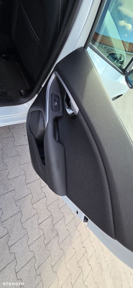 Volvo V40 T3 Drive-E Momentum - 35