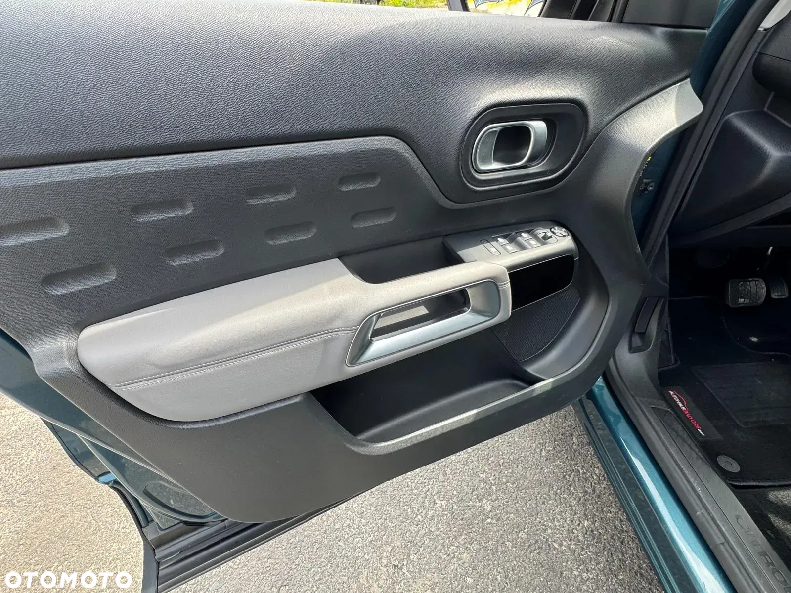 Citroën C5 Aircross Pure Tech 180 S&S EAT8 FEEL - 11