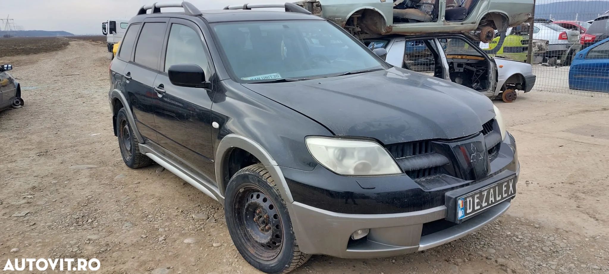 Dezmembrari Mitsubishi Outlander 2003 / 2.4 benzina 4x4 - 1