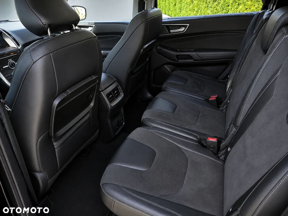 Ford S-Max 2.0 TDCi 4WD Titanium PowerShift - 13