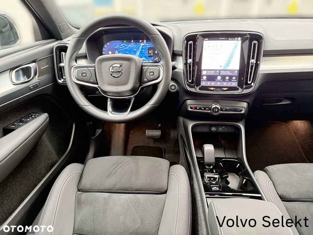 Volvo XC 40 - 18
