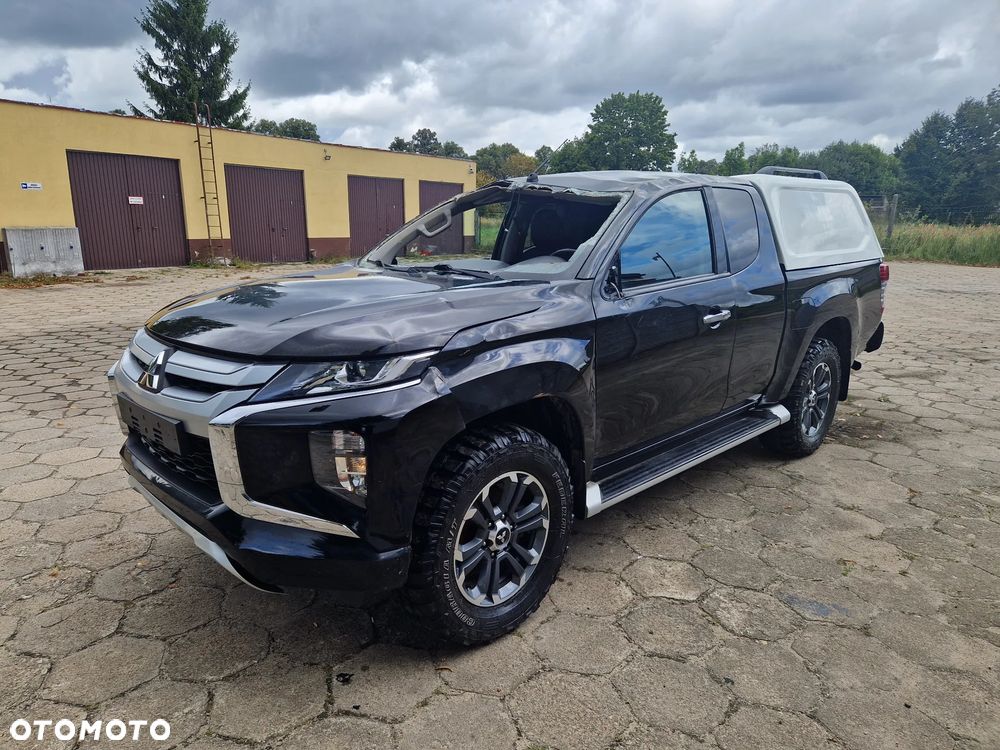 Mitsubishi L200 - 1