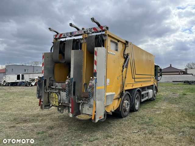 Mercedes-Benz Econic - 3