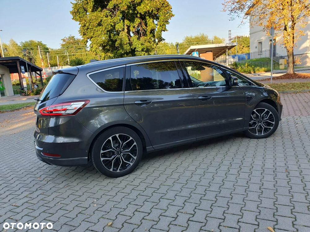 Ford S-Max - 35