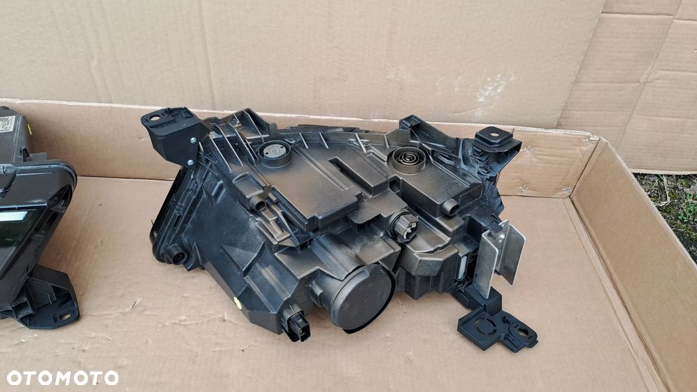 MOKKA II 2 B 20- PRAWA LEWA LAMPA FULL LED 9834007980 9834008280 KOMPLET - 10