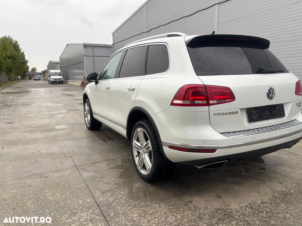Volkswagen Touareg - 4