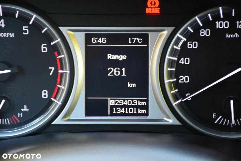 Suzuki Vitara 1.6 Elegance 2WD - 25