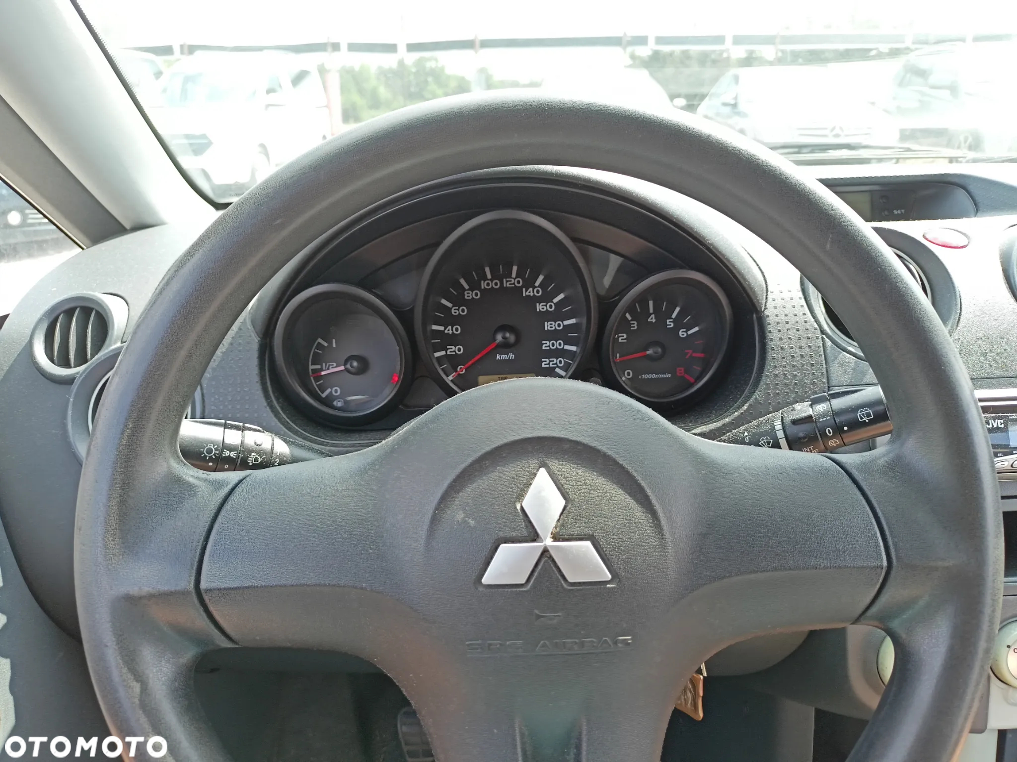 Mitsubishi Colt - 9