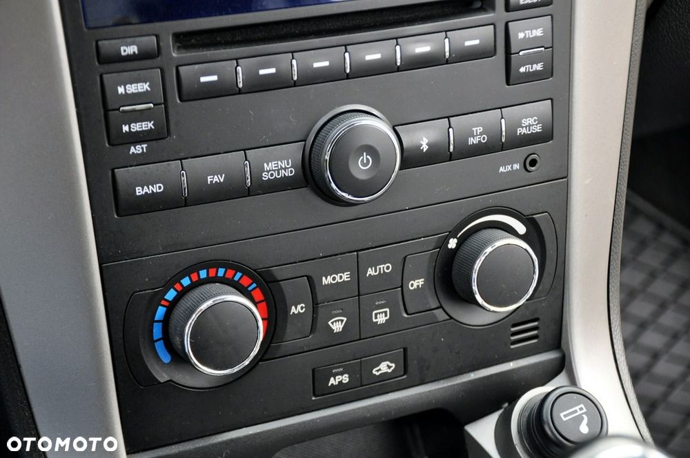 Chevrolet Captiva - 34