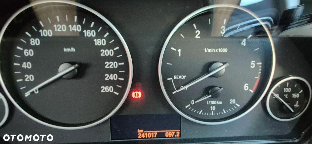 BMW Seria 3 320d Efficient Dynamic Edition - 12