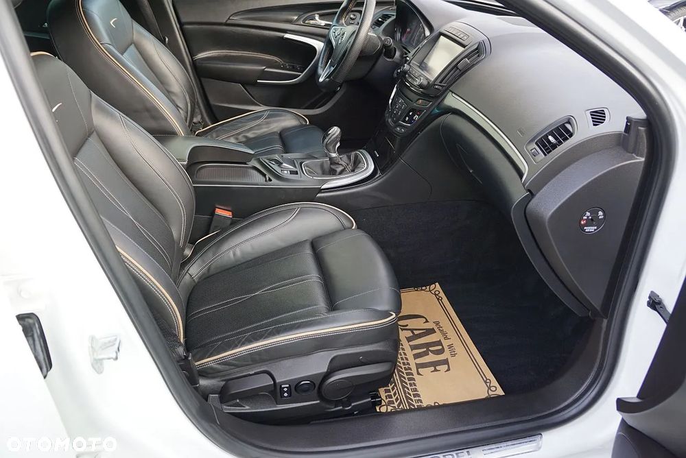 Opel Insignia - 17