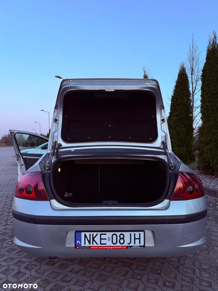 Peugeot 407 115 - 9