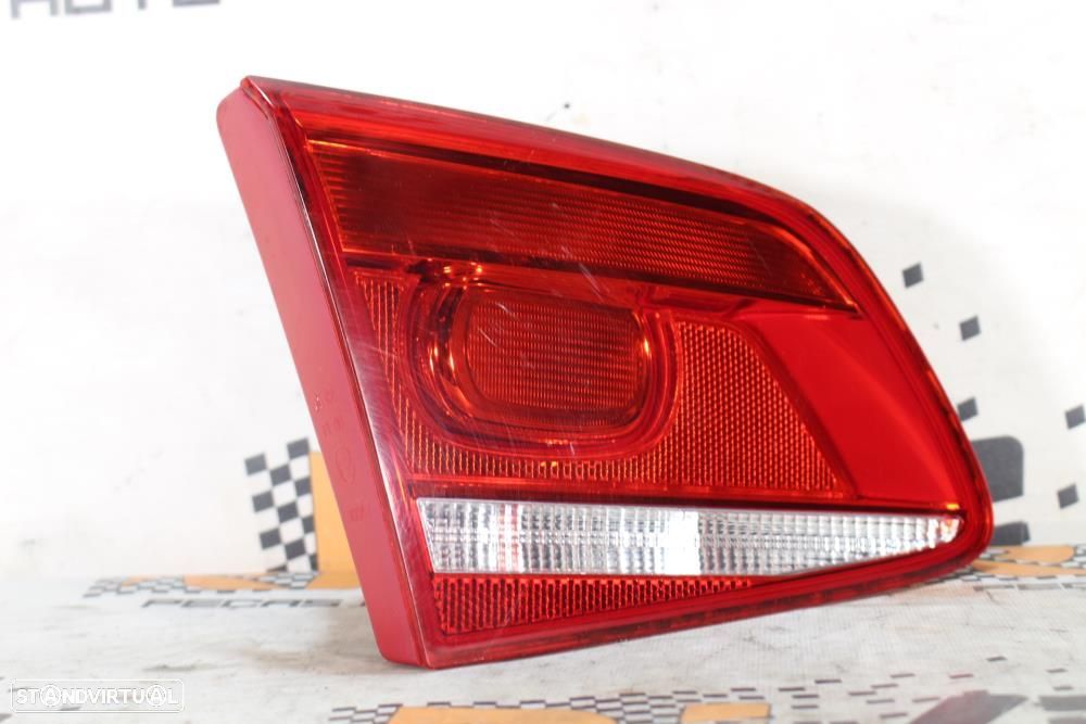 Farolim Esquerdo Volkswagen Passat (362)  90004532 / Chassi Condutor - 2