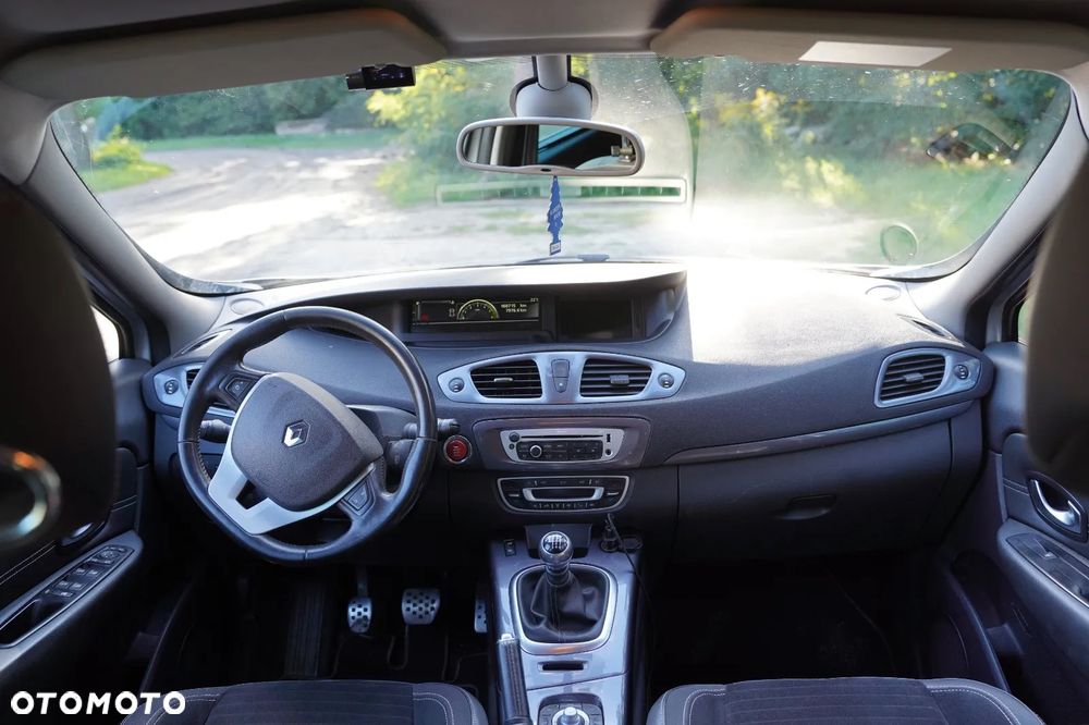 Renault Scenic dCi 110 Xmod Paris - 21