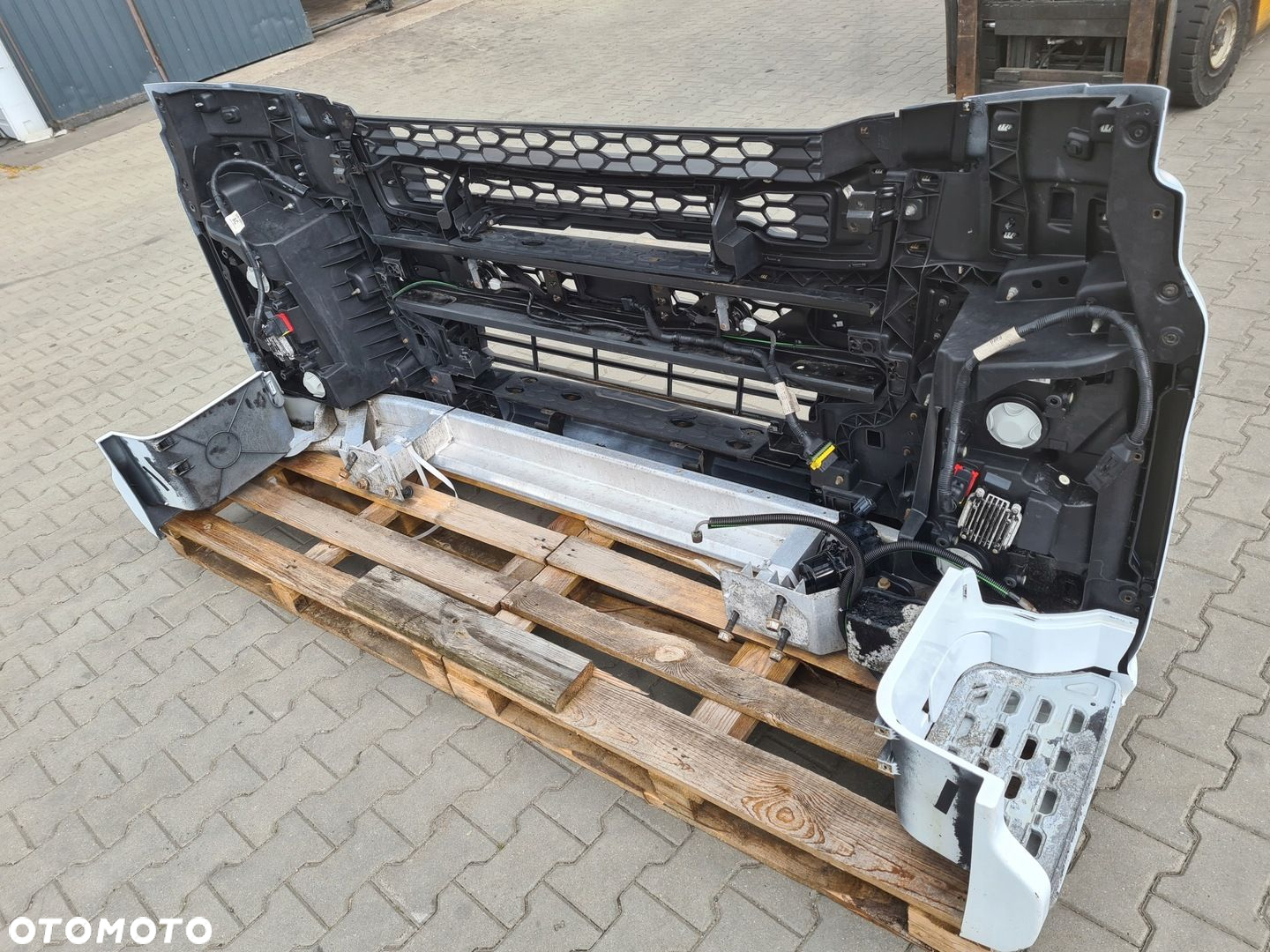 ZDERZAK PRZÓD KOMPLETNY LAMPA XENON LED GRILL BELKA FORD F MAX 500 TRUCKS - 11