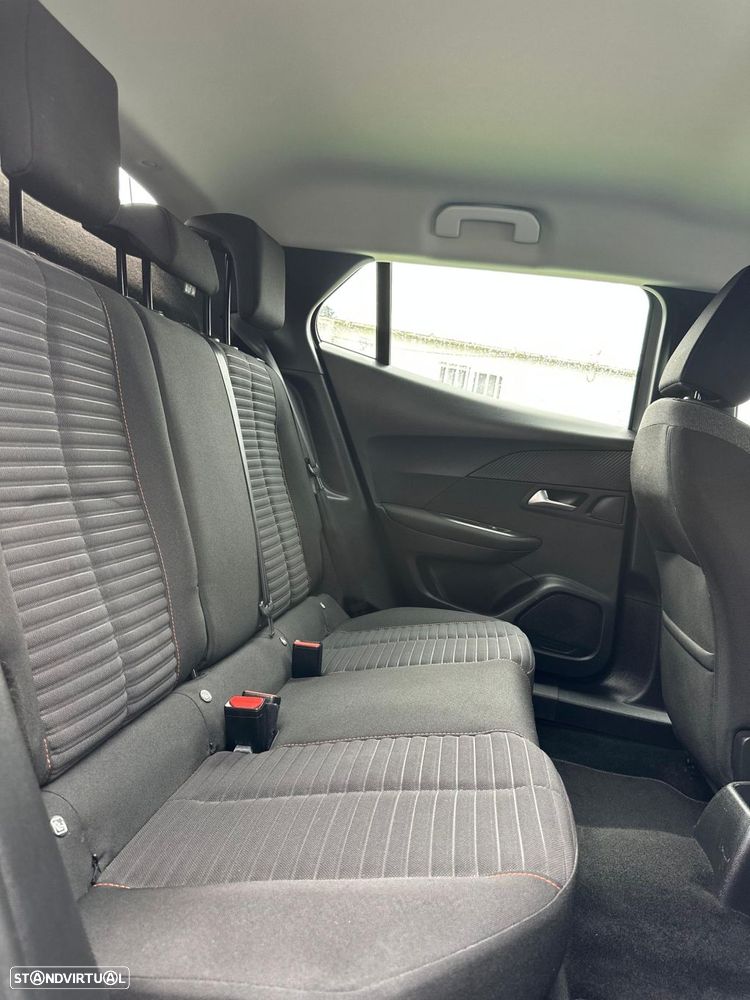 Peugeot 2008 1.5 BlueHDi Active Pack - 31