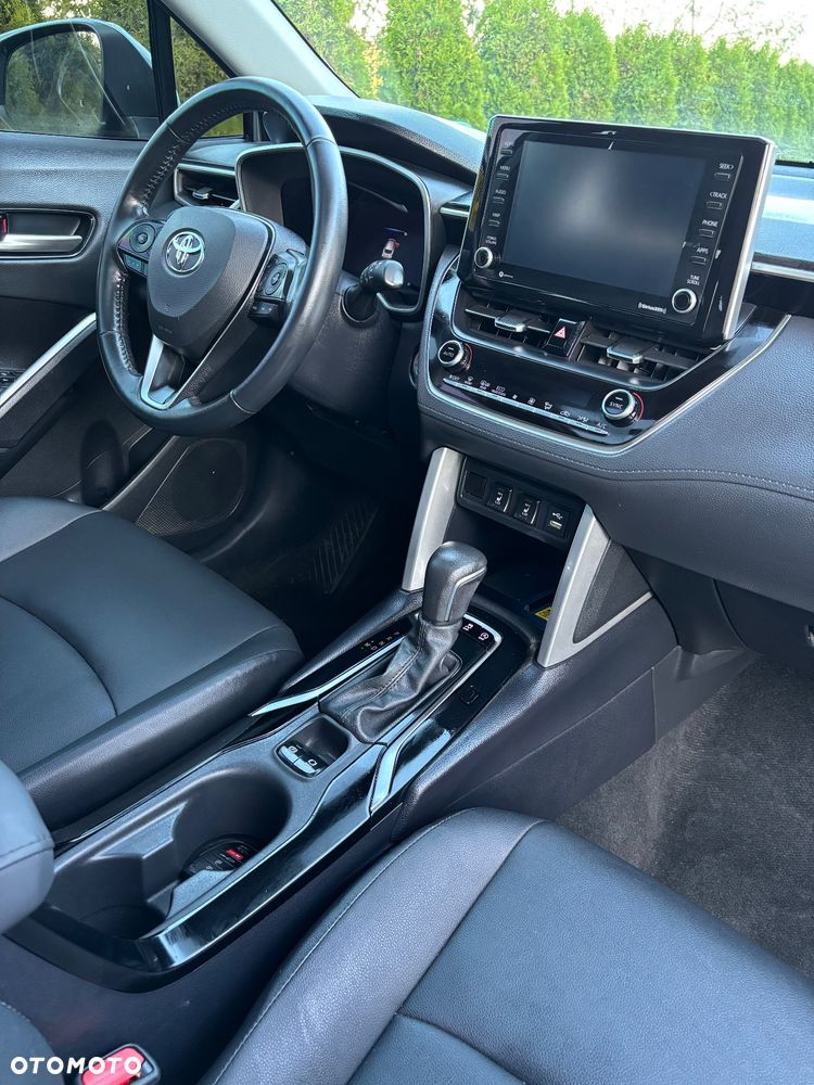 Toyota Corolla Cross - 19