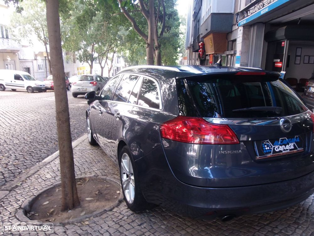 Opel Insignia 2.0 CDTi Executive ecoFLEX - 17