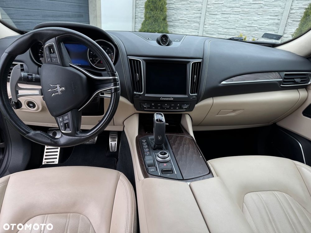 Maserati Levante S Granlusso - 7