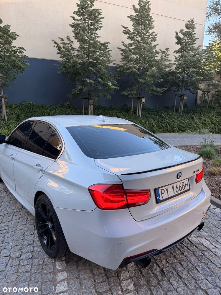 BMW Seria 3 340i M Sport - 13