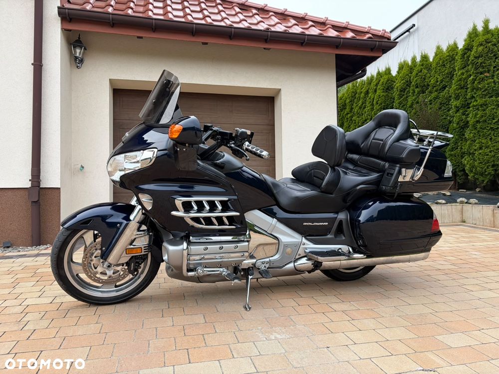 Honda GL - 27