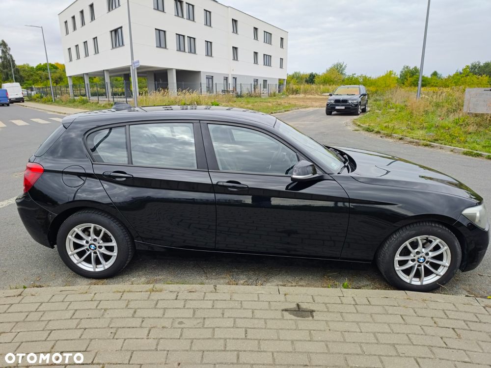 BMW Seria 1 116d - 5