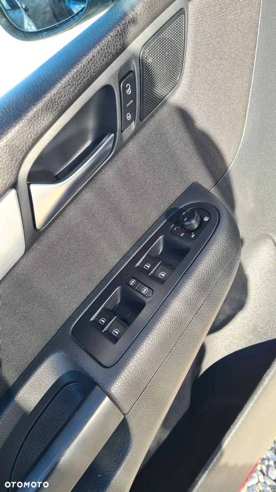 Volkswagen Sharan - 19