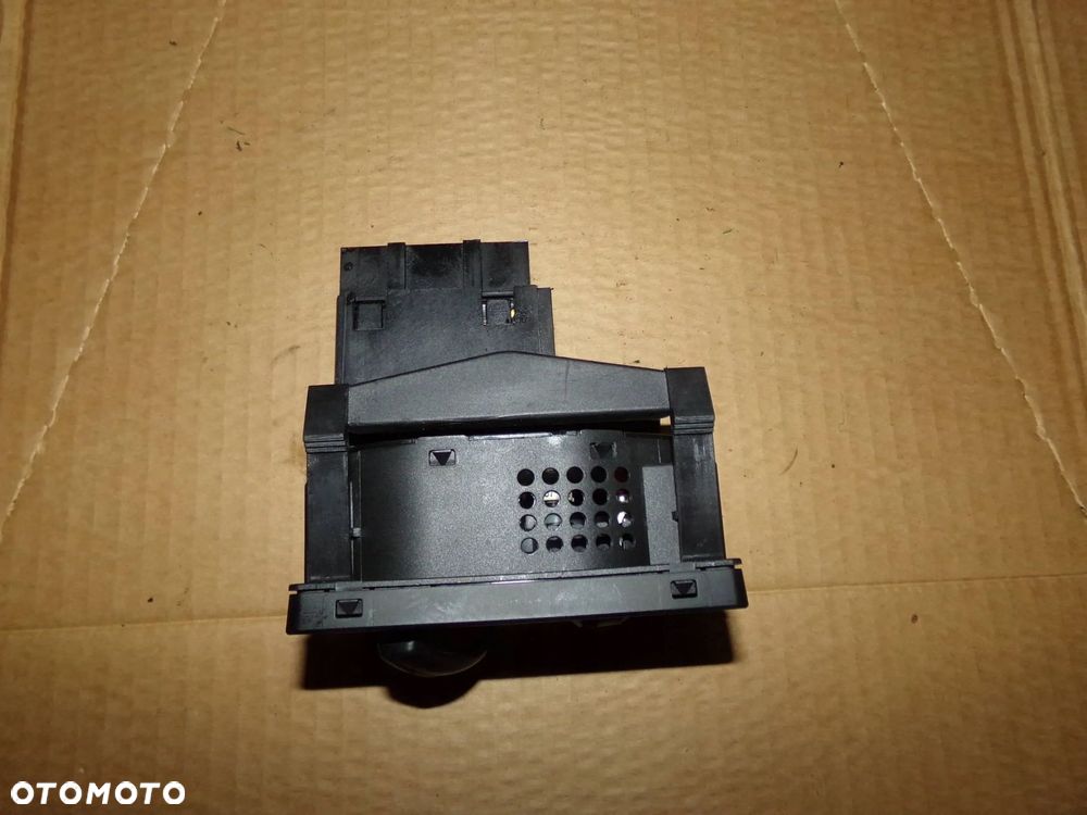 włącznik świateł przełacznik focus mk2 lift - 4