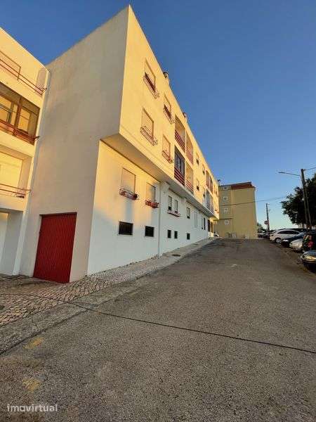 Apartamento T3 com Garagem e Sótão em Alenquer - Grande imagem: 5/12