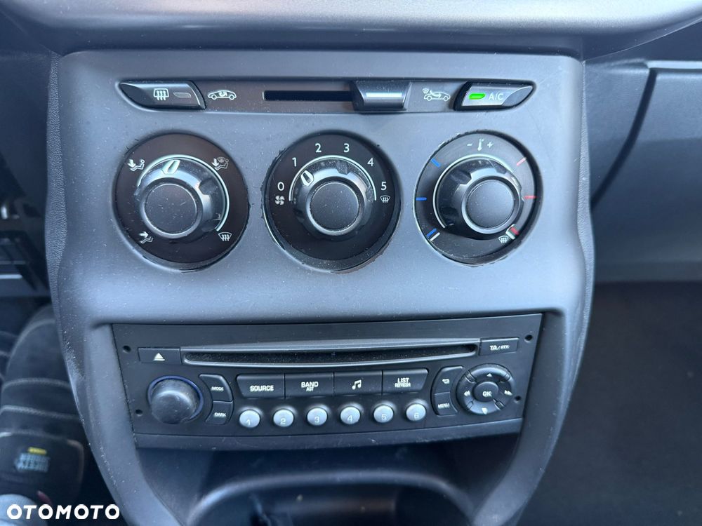 Citroën C3 Pure Tech 82 SHINE - 7