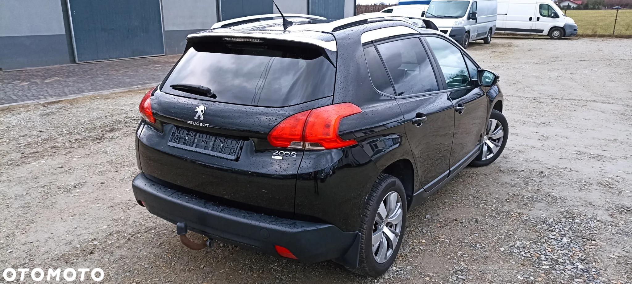 Peugeot 2008 1.6 e-HDi Allure S&S - 11
