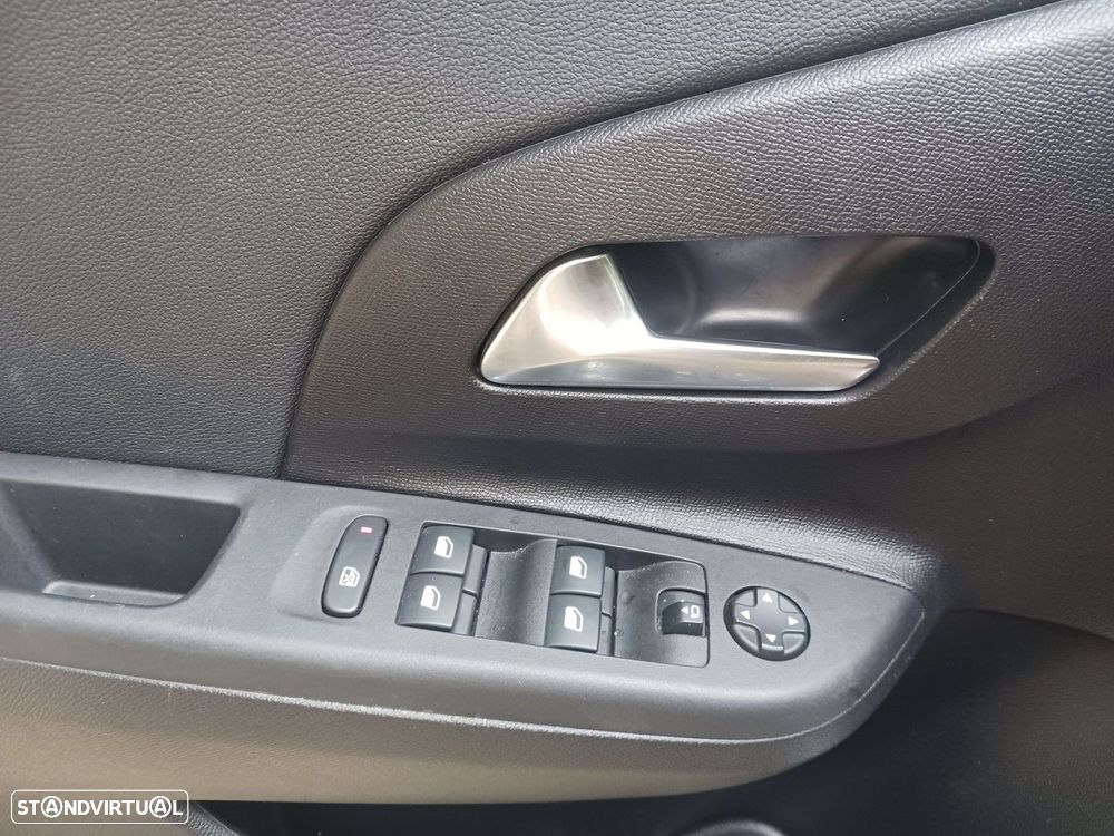 Opel Corsa 1.2 T GS - 24