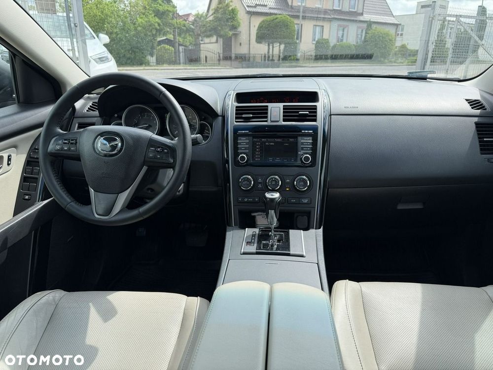 Mazda CX-9 - 12