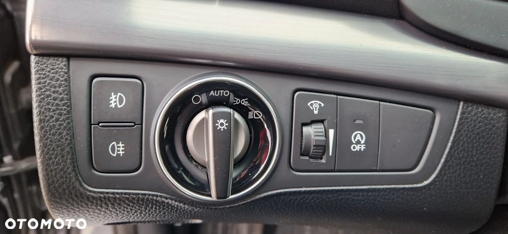 Hyundai i40 Kombi 1.7 CRDi DCT Premium - 17